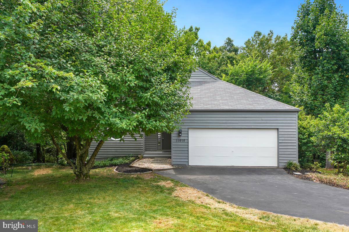 View Reston, VA 20194 house