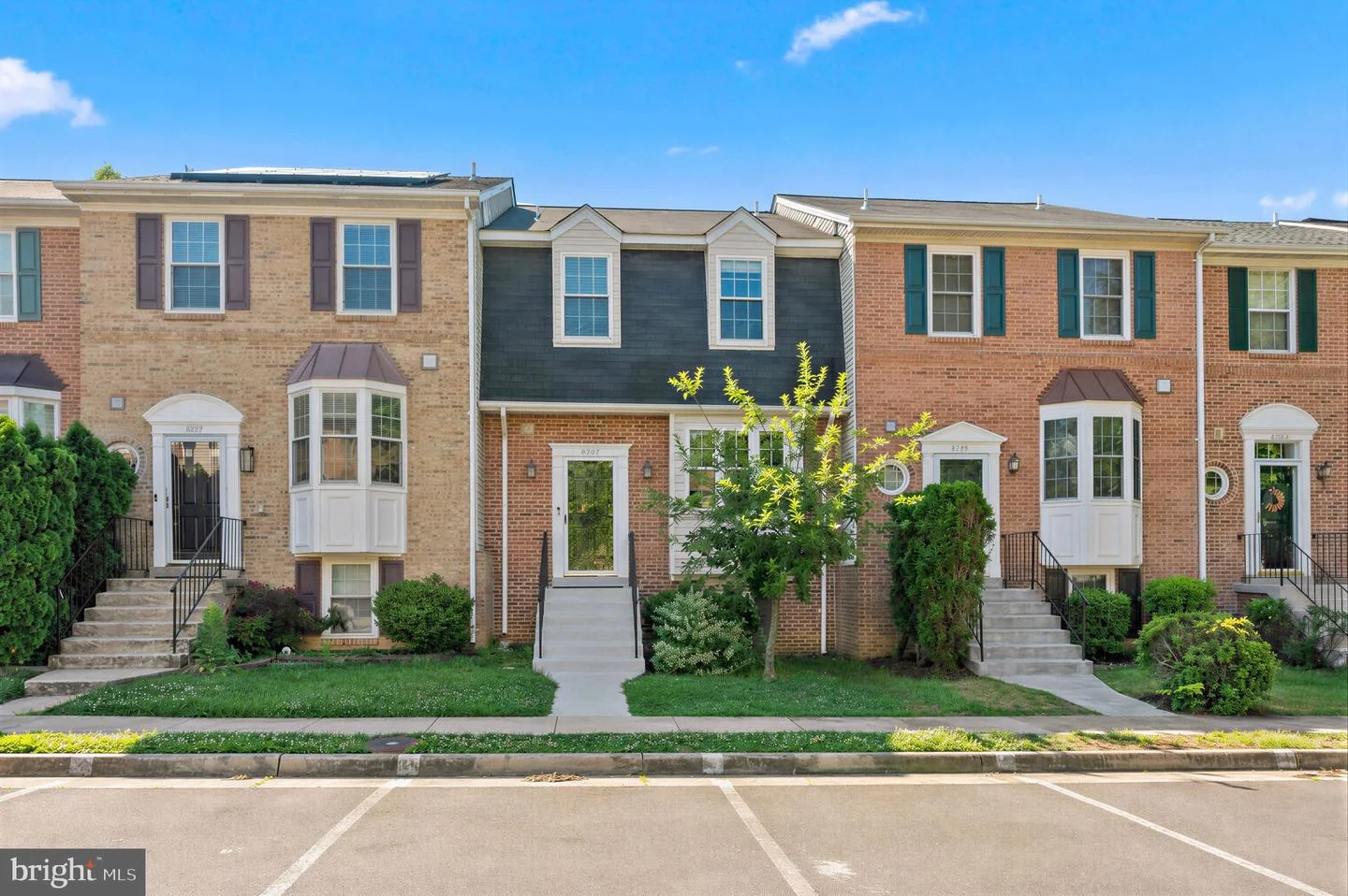 6749 Cardinal Woods Court