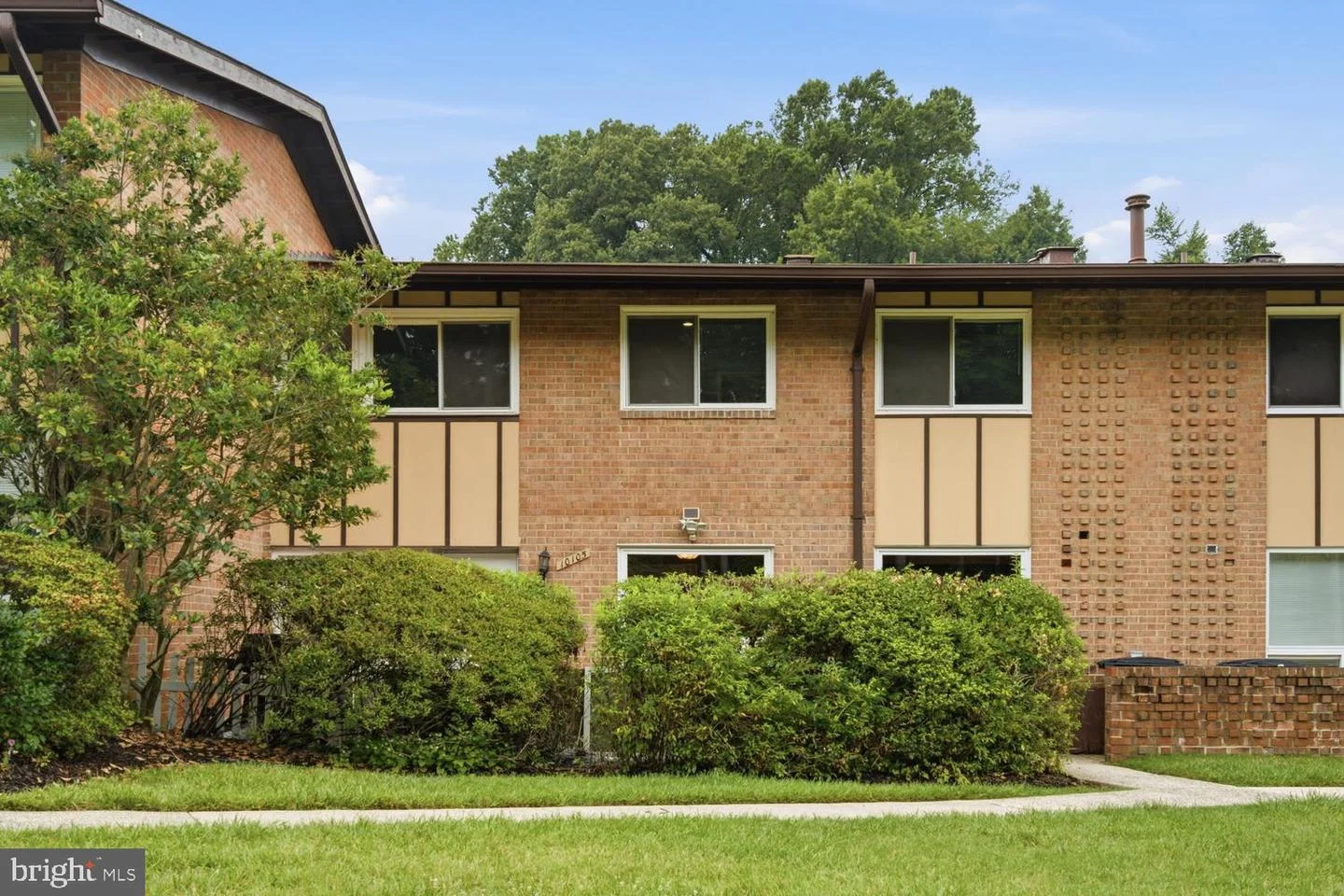 10105 Fair Woods Dr