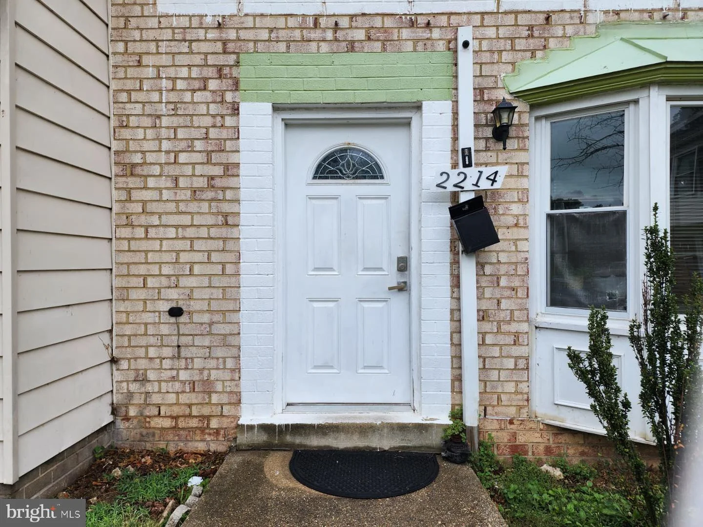 2214 Dawn Lane