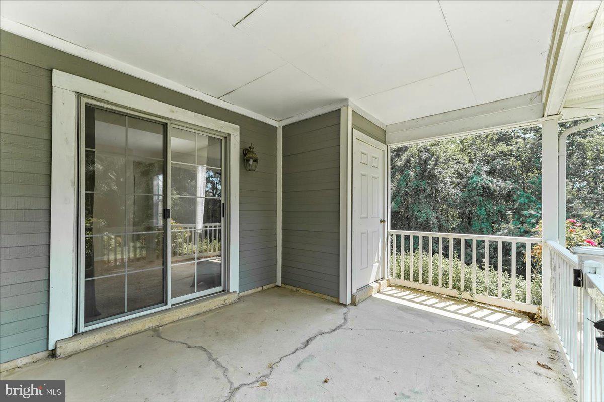 Photo 18 of 19 of 730 Bradford Ter townhome