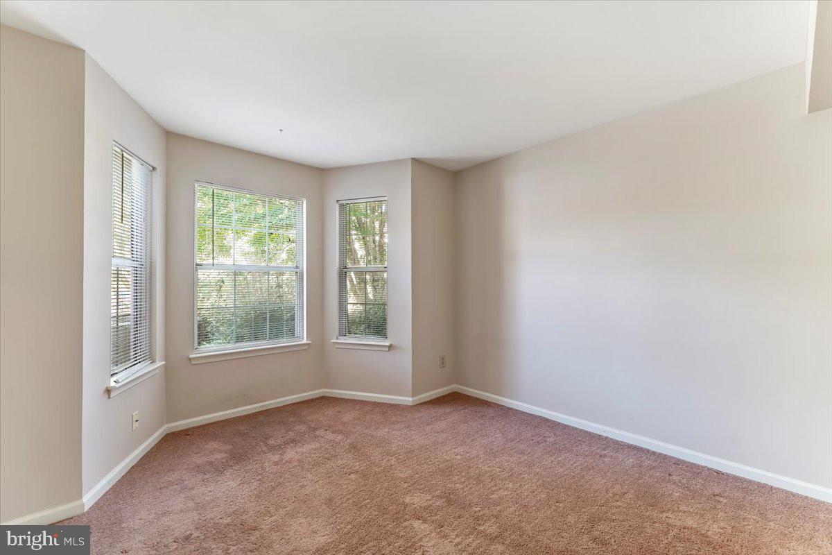 Photo 15 of 19 of 730 Bradford Ter townhome