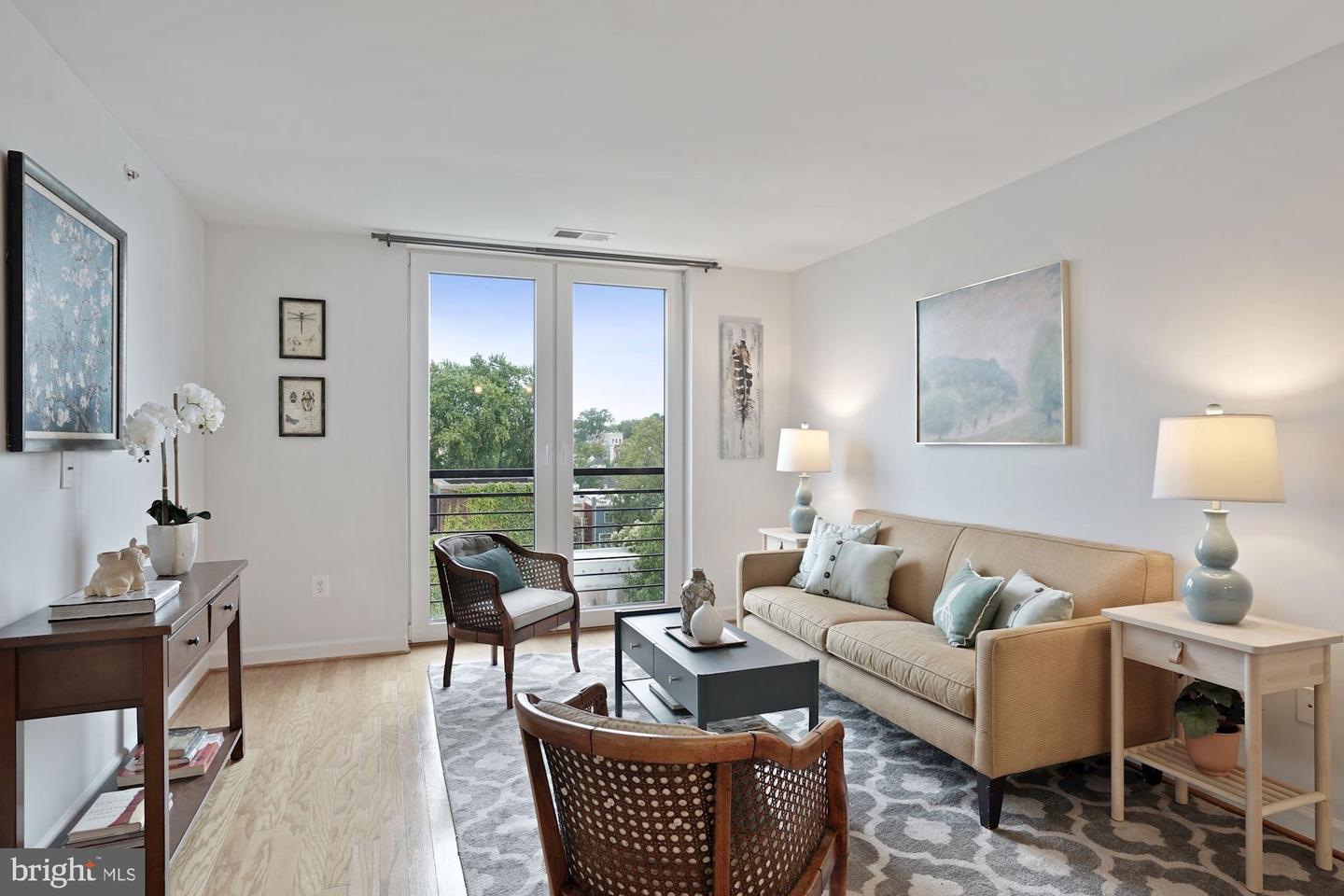 1115 H St NE #503