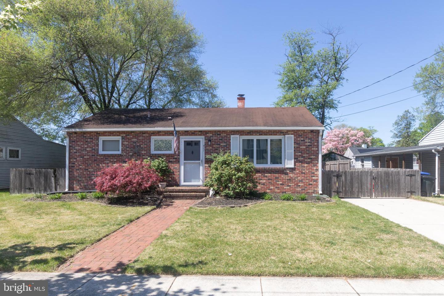 Listing image 4