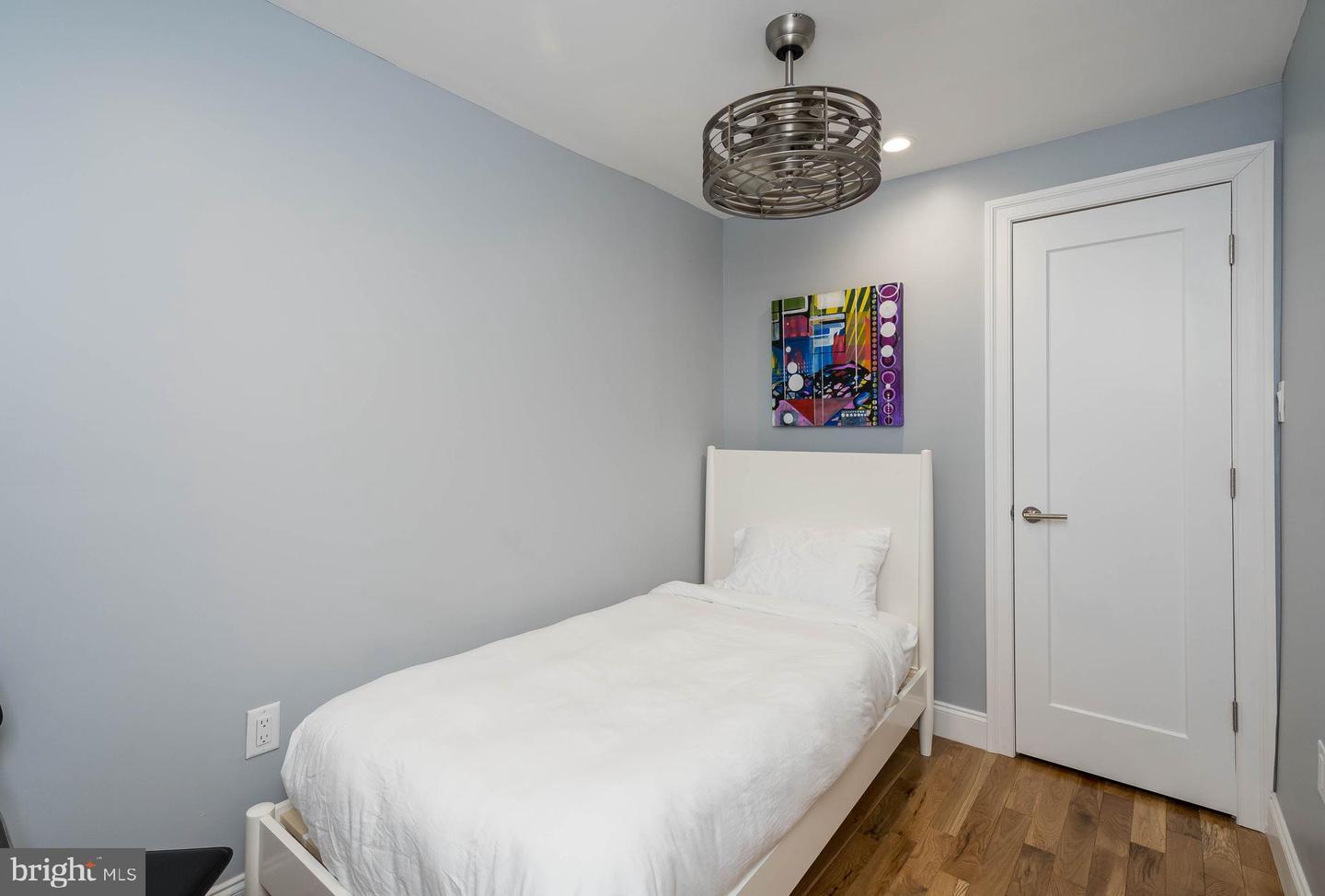 Photo 21 of 23 of 2041 Moravian St townhome