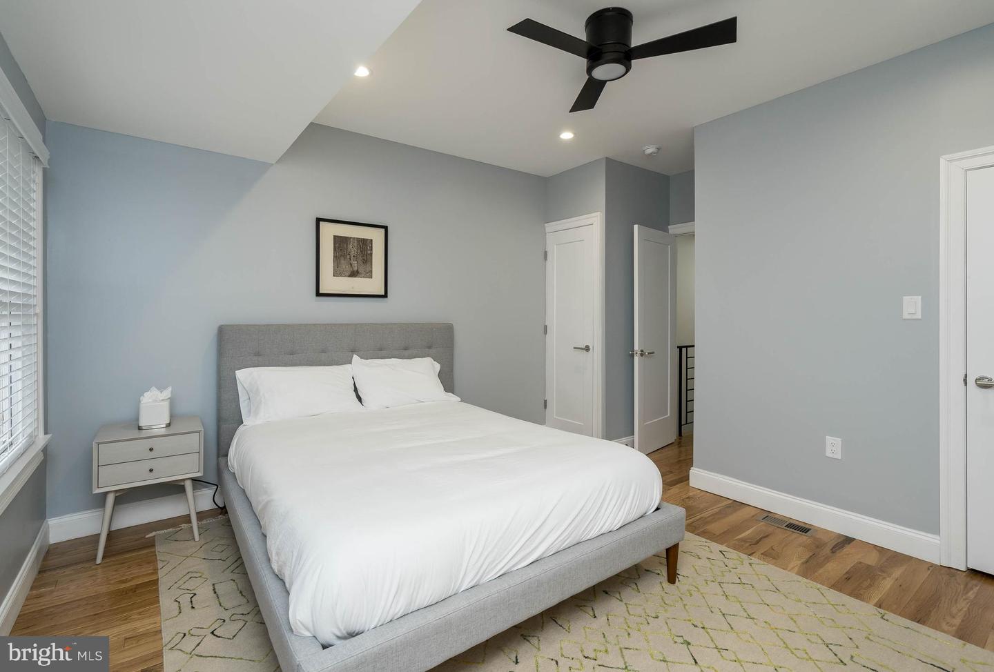 Photo 13 of 23 of 2041 Moravian St townhome