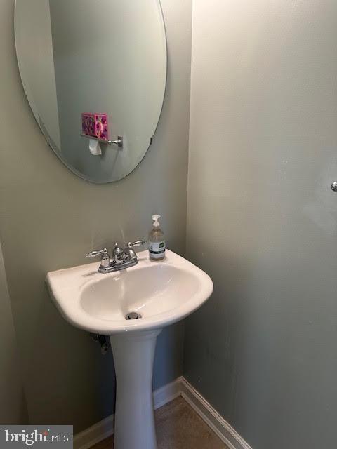 Photo 8 of 22 of 727 McCardle Dr townhome