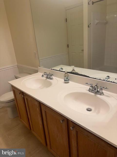 Photo 16 of 22 of 727 McCardle Dr townhome