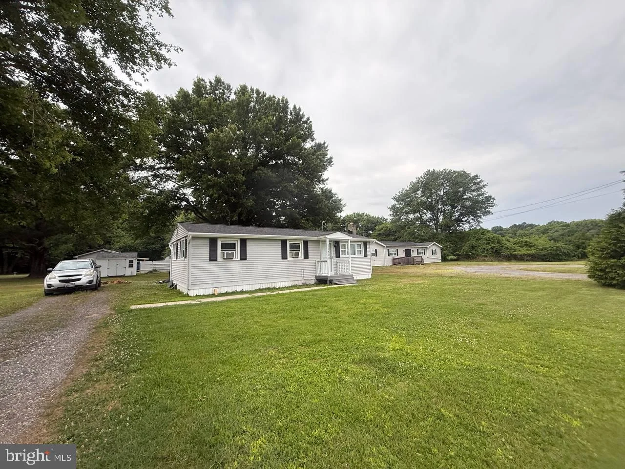 21899 Lovers Lane