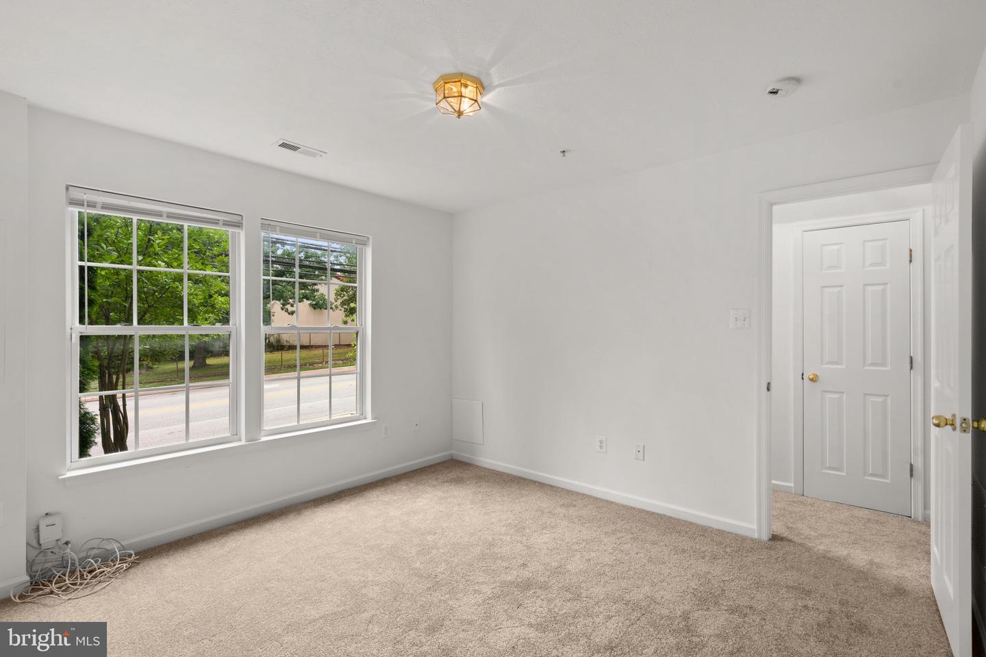 Photo 33 of 42 of 887 Middle River Rd townhome