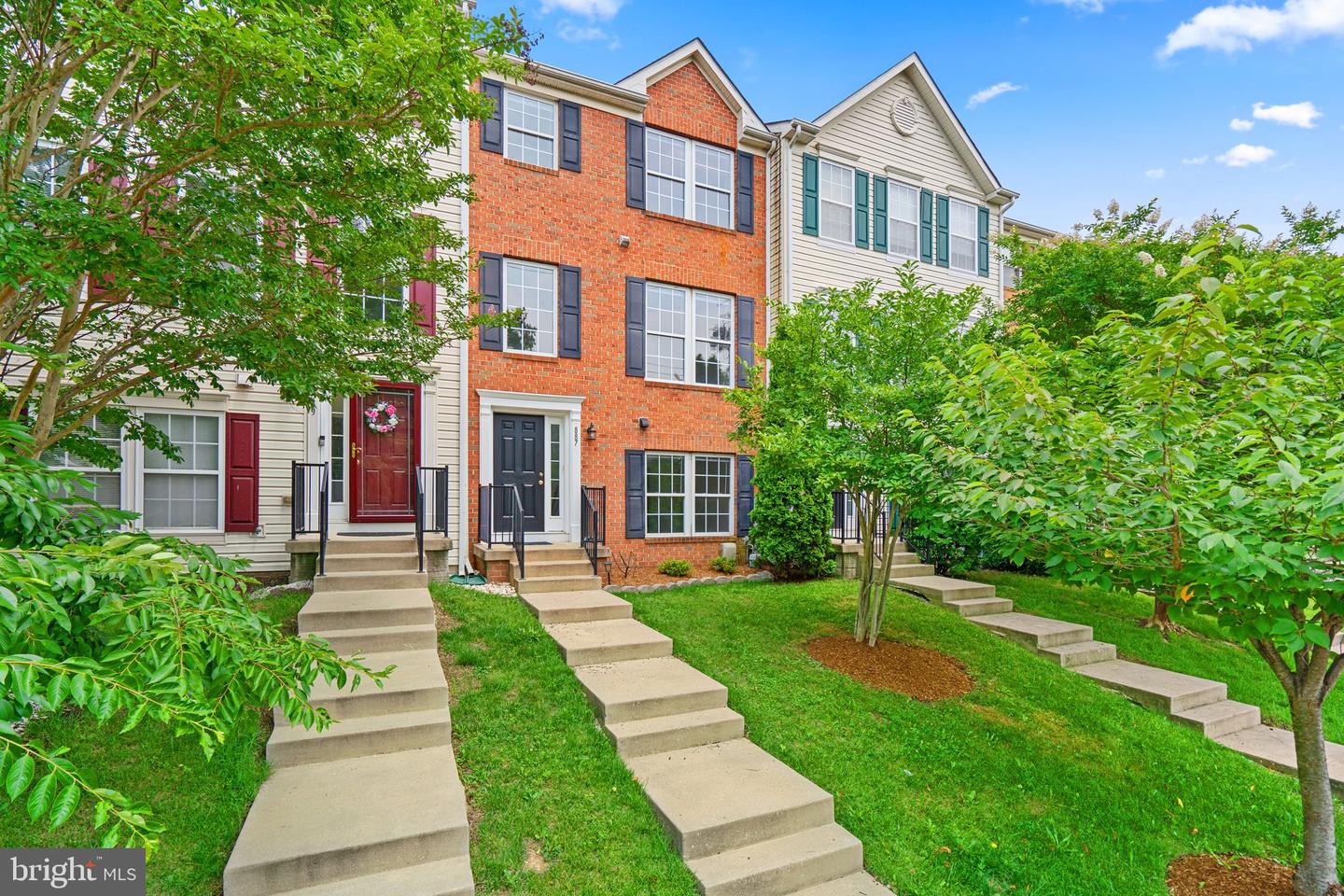 Photo 3 of 42 of 887 Middle River Rd townhome