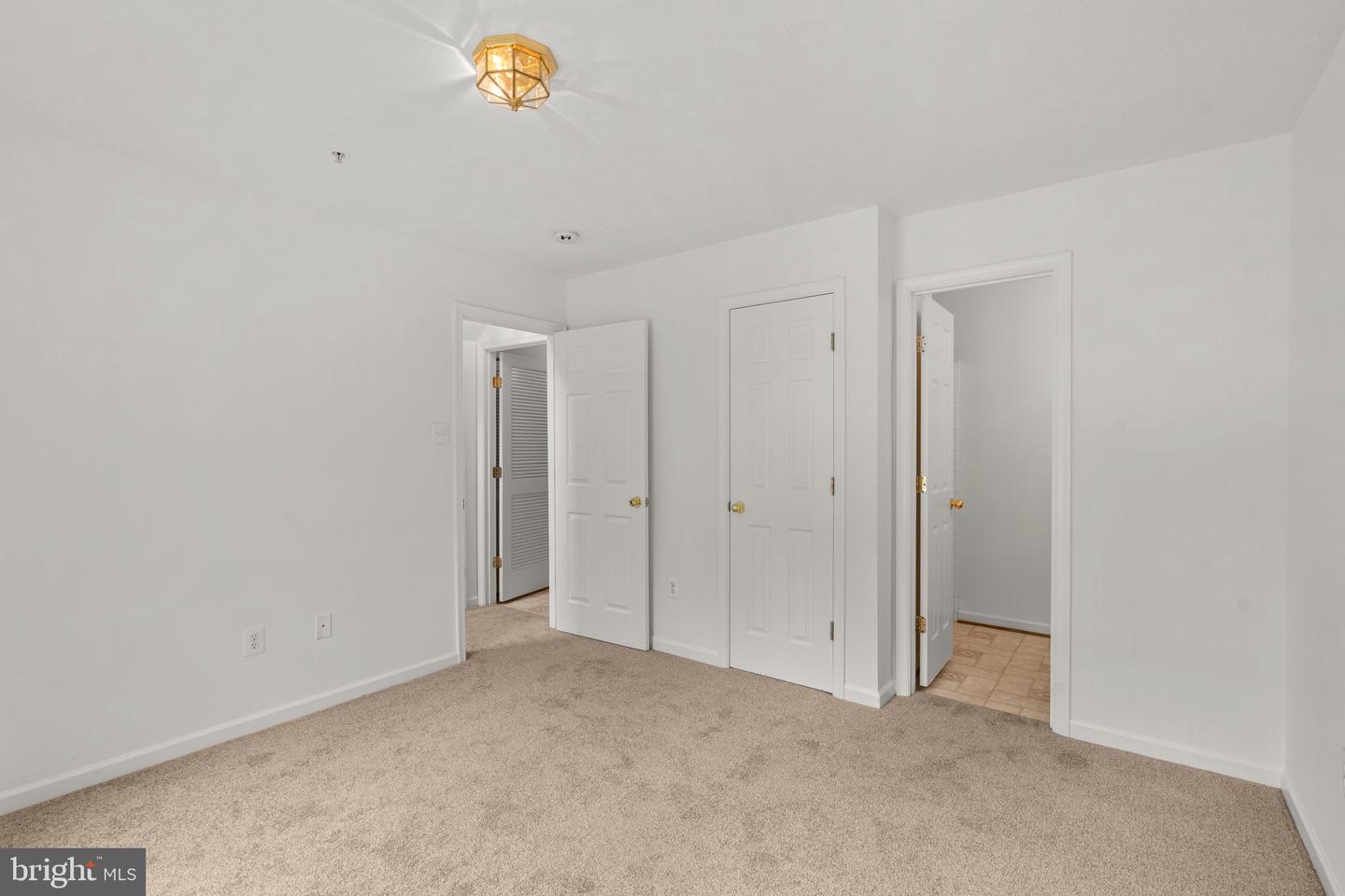 Photo 31 of 42 of 887 Middle River Rd townhome