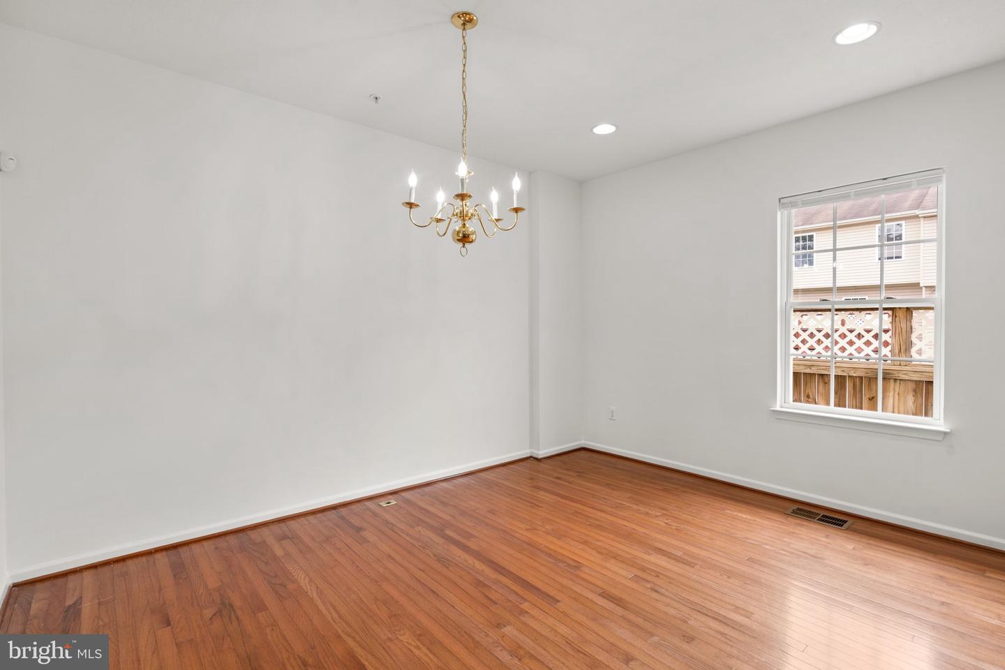 Photo 15 of 42 of 887 Middle River Rd townhome