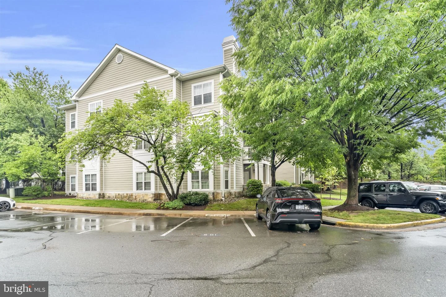 1701 Lake Shore Crest Drive Unit 31