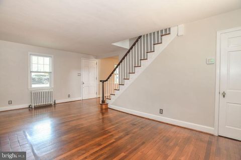 Single Family Residence in Wilmington DE 6 Wier AVENUE 1.jpg