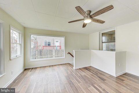 Duplex in Arlington VA 2716 Troy STREET 13.jpg