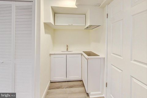 Duplex in Arlington VA 2716 Troy STREET 25.jpg