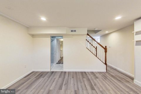 Duplex in Arlington VA 2716 Troy STREET 22.jpg