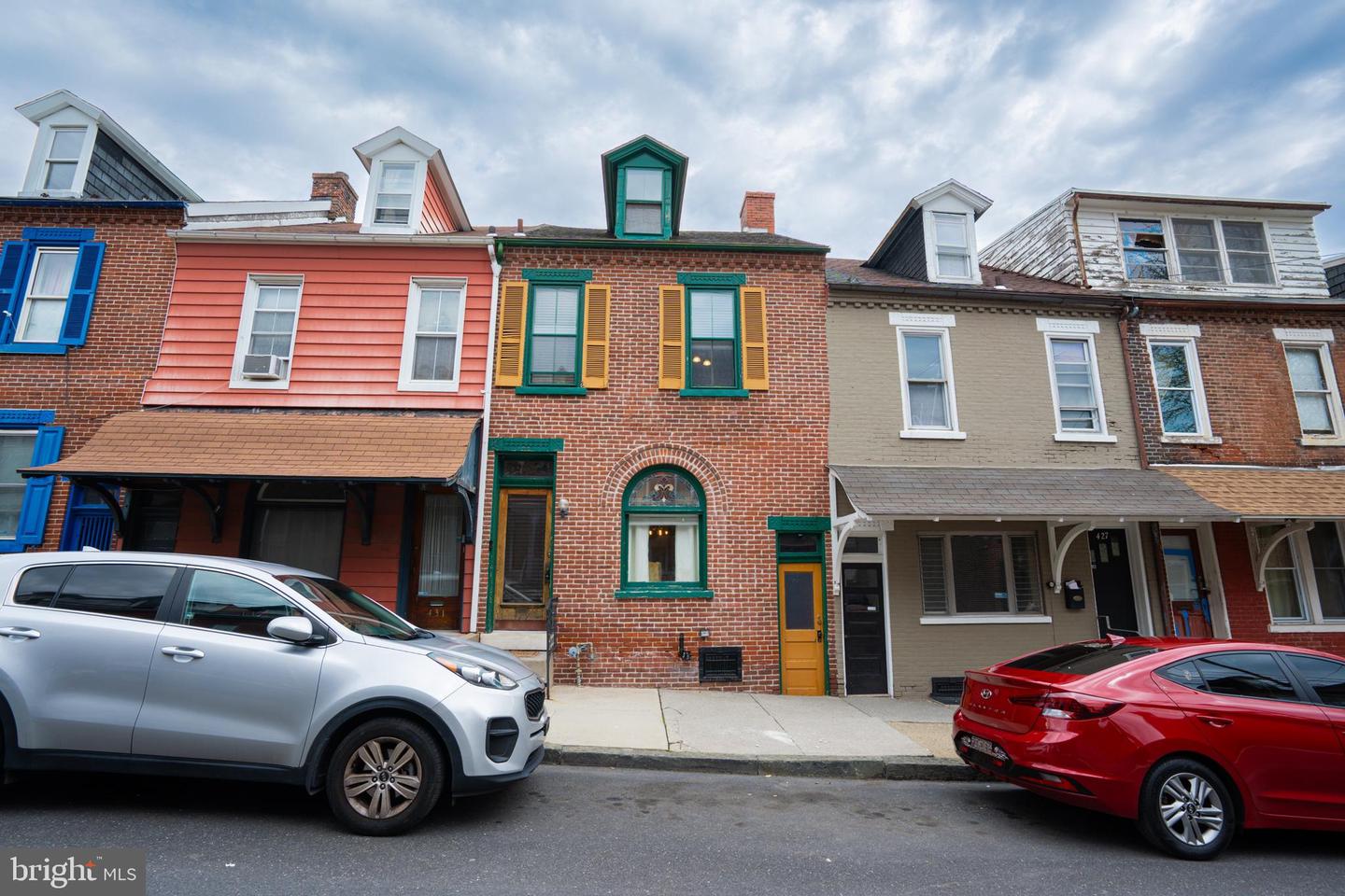 Listing image 3