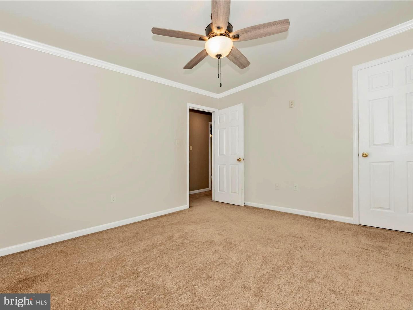 Photo 31 of 47 of 10 Easy St multi-family property