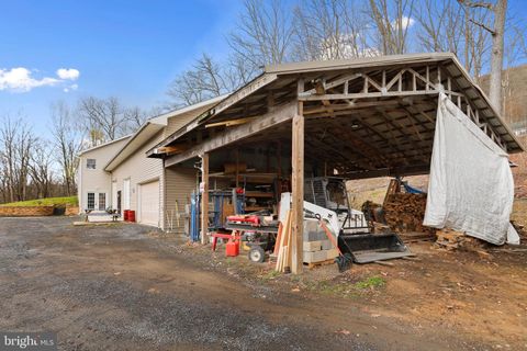 Single Family Residence in Ridgeley WV 268 Pleasing DRIVE 35.jpg