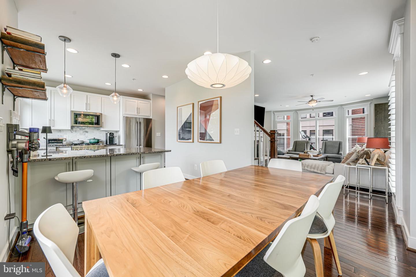 2205 19th Ct N