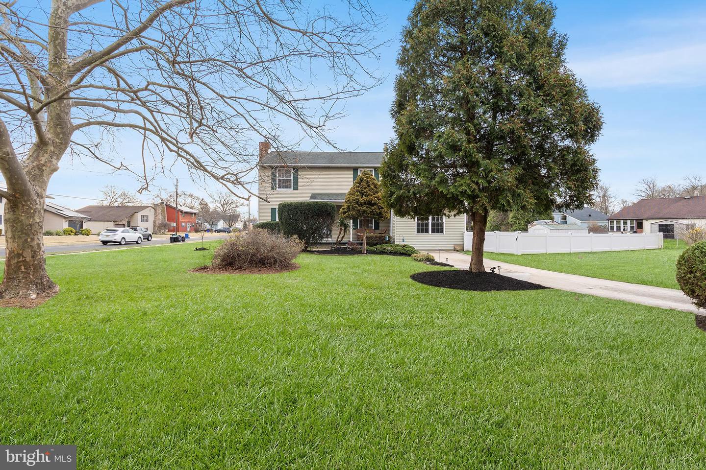 Listing image 4