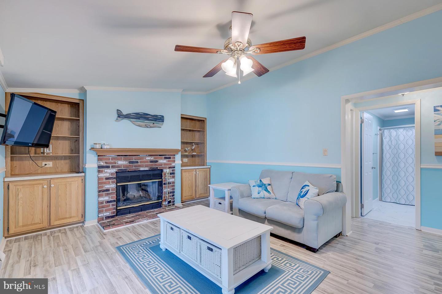 Photo 5 of 40 of 8 Midship Dr mobile home