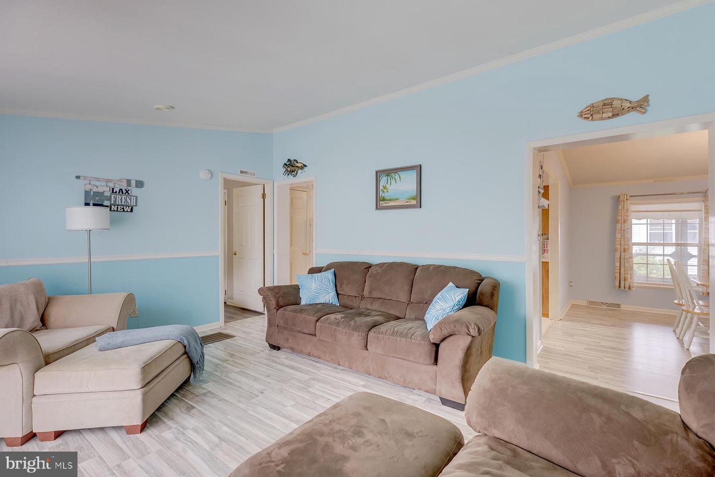 Photo 8 of 40 of 8 Midship Dr mobile home