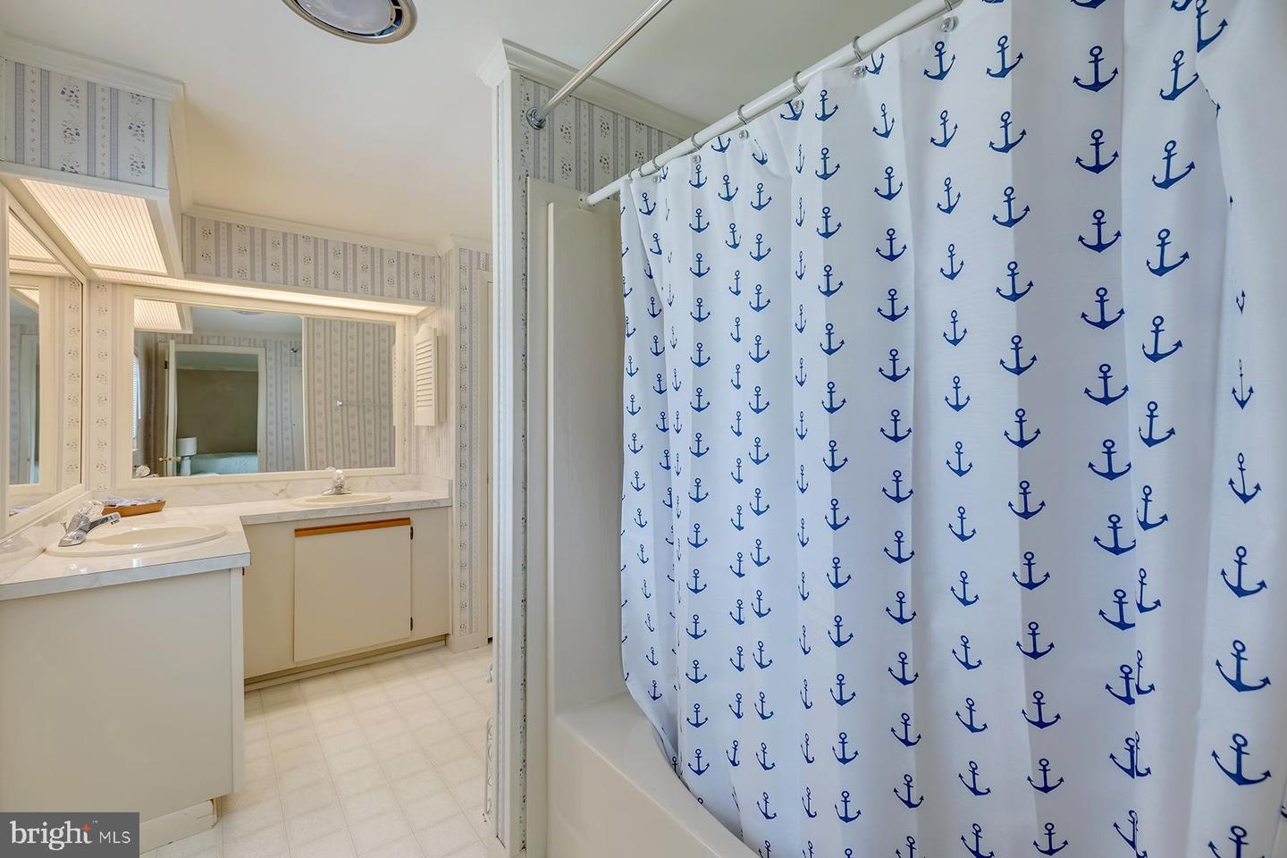 Photo 18 of 40 of 8 Midship Dr mobile home