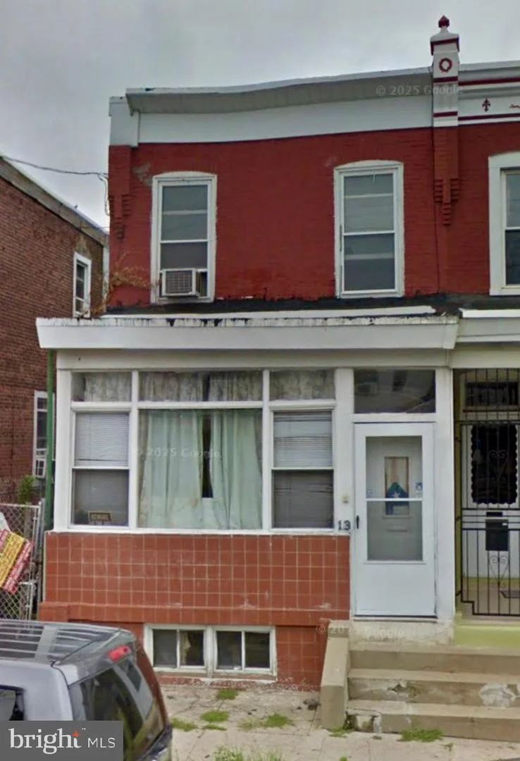 313 Lindley Avenue