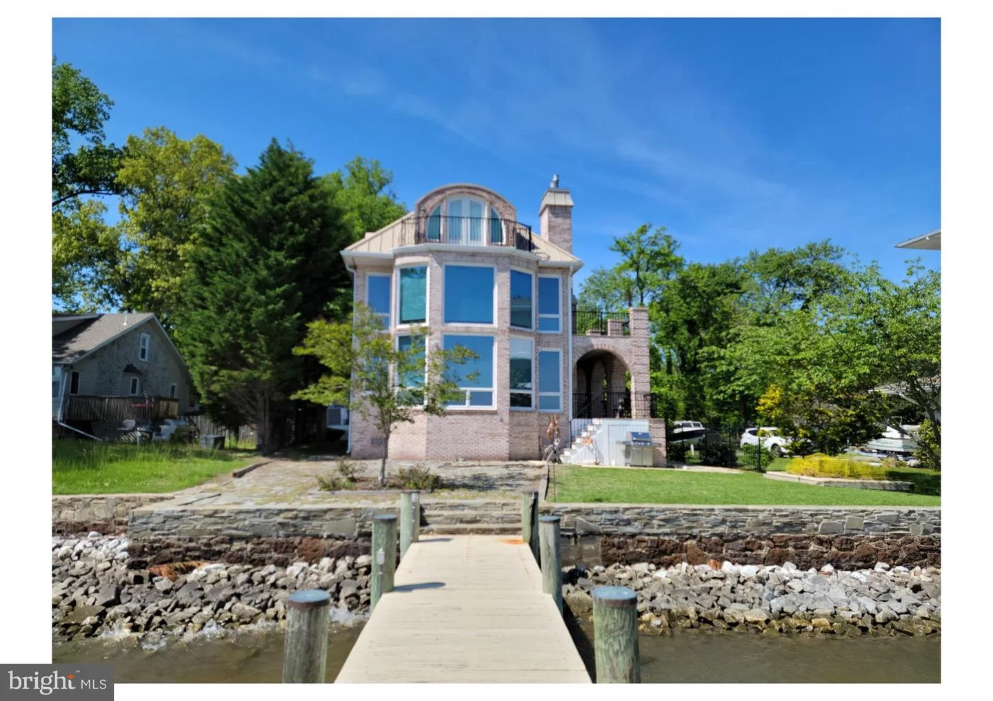1533 Shoreside Trail