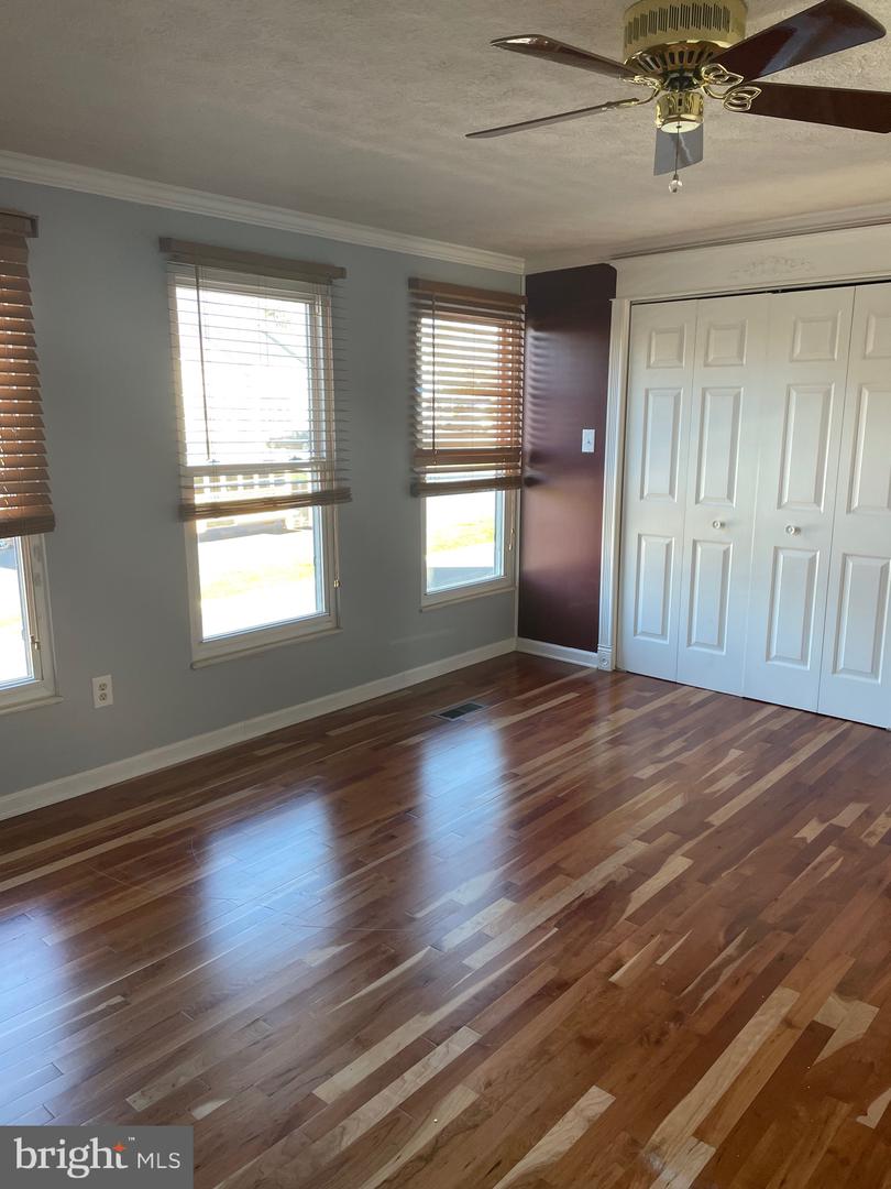 Photo 8 of 15 of 22354 Stablehouse Dr townhome