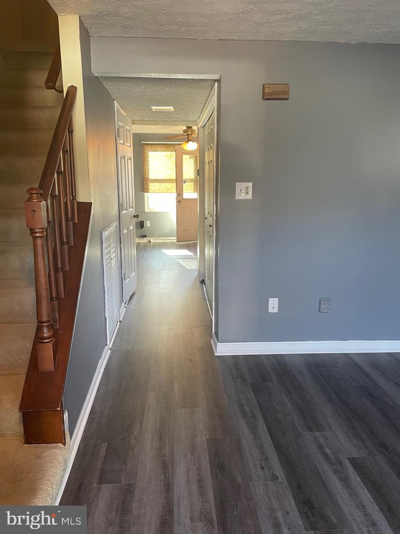 Photo 2 of 15 of 22354 Stablehouse Dr townhome