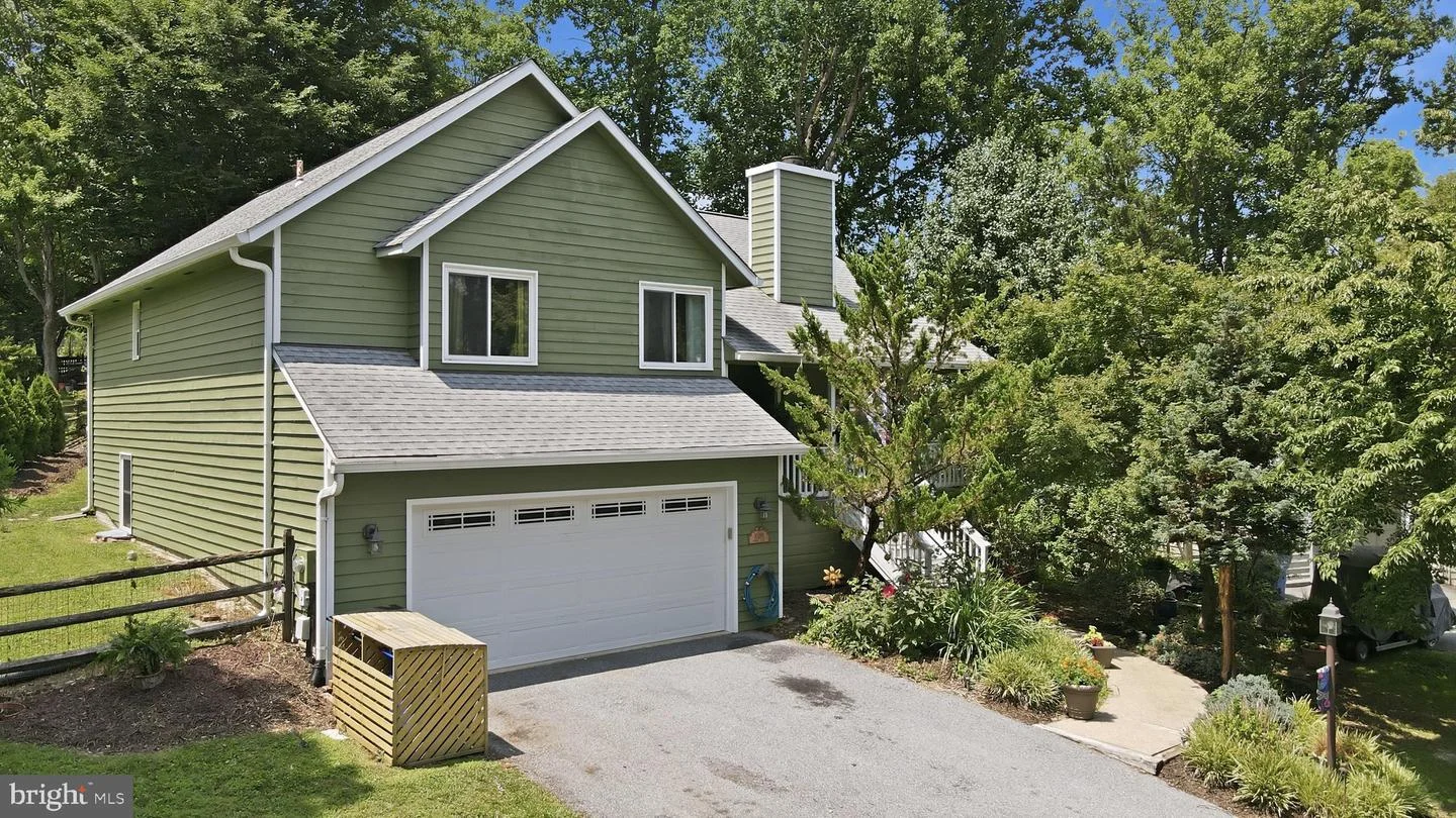 10293 Huron Trail