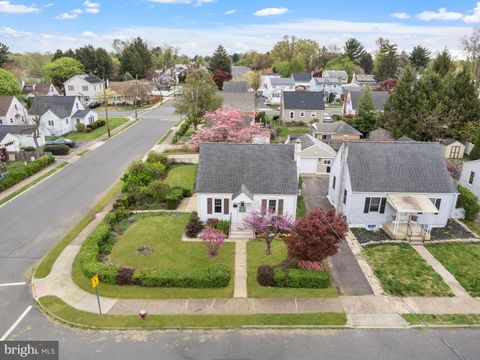 Single Family Residence in Hamilton NJ 258 Maddock AVENUE.jpg