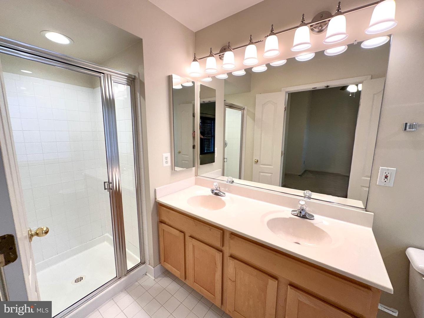 Photo 20 of 36 of 13030 Park Crescent Cir townhome