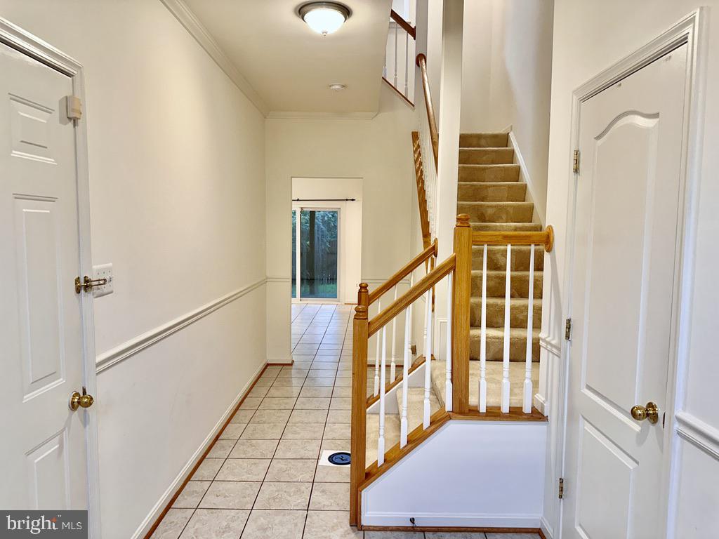 Photo 4 of 36 of 13030 Park Crescent Cir townhome
