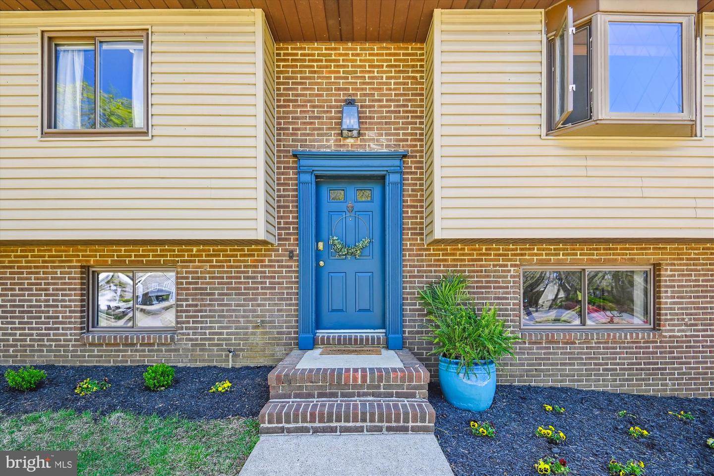 1356 Moyer Ct