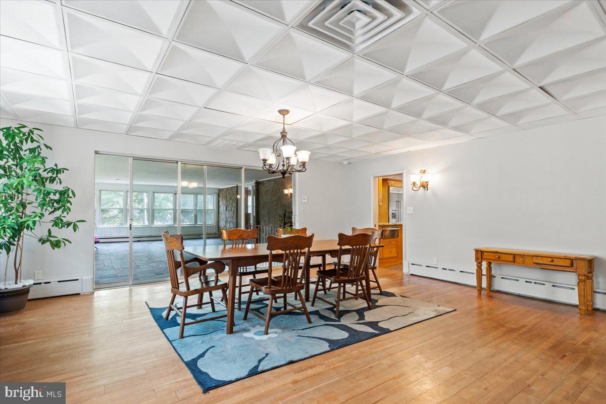 Photo 6 of 56 of 130 Greenleigh Ct house