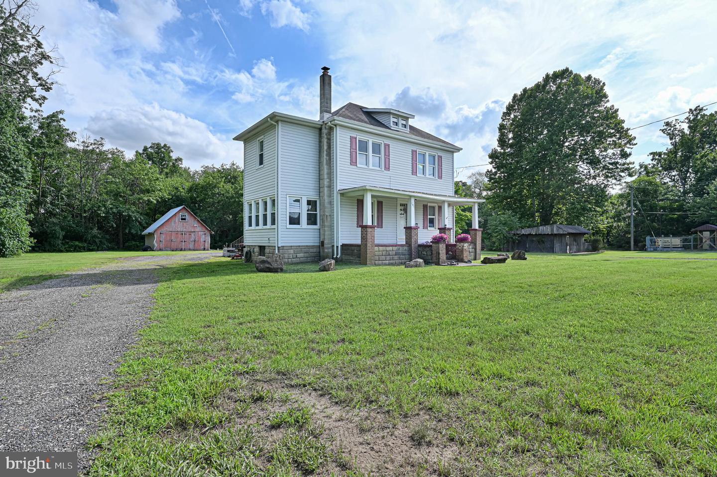 Photo 14 of 63 of 295 Wheat Rd house