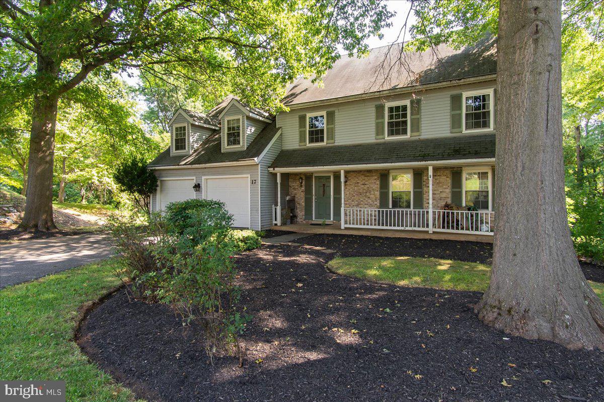 Photo 2 of 15 of 17 Oskaloosa Ct house