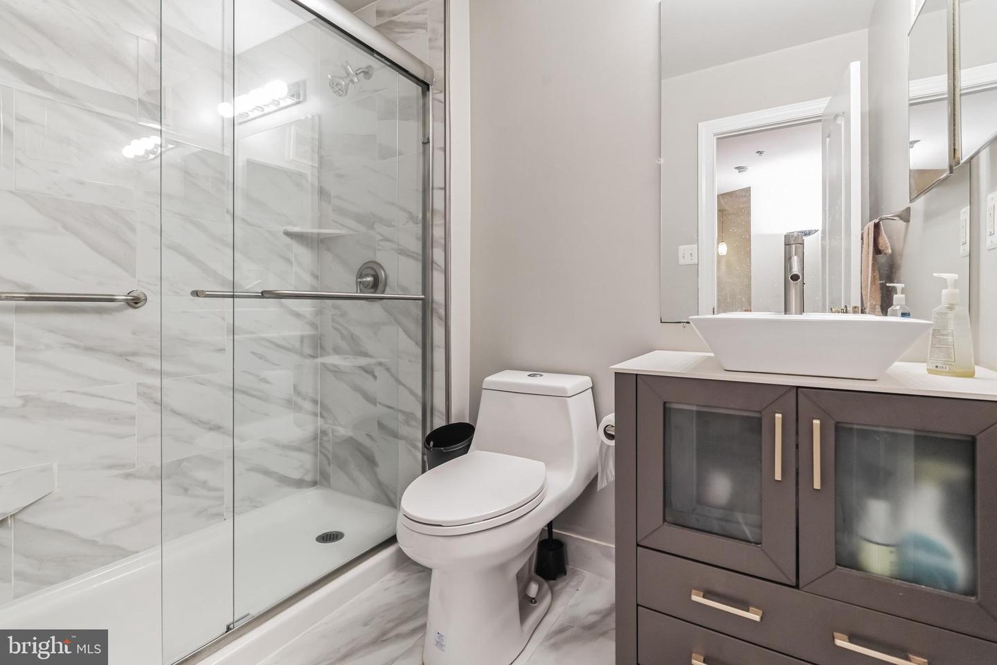 Photo 13 of 30 of 948 Orchard Ridge Dr #100 townhome