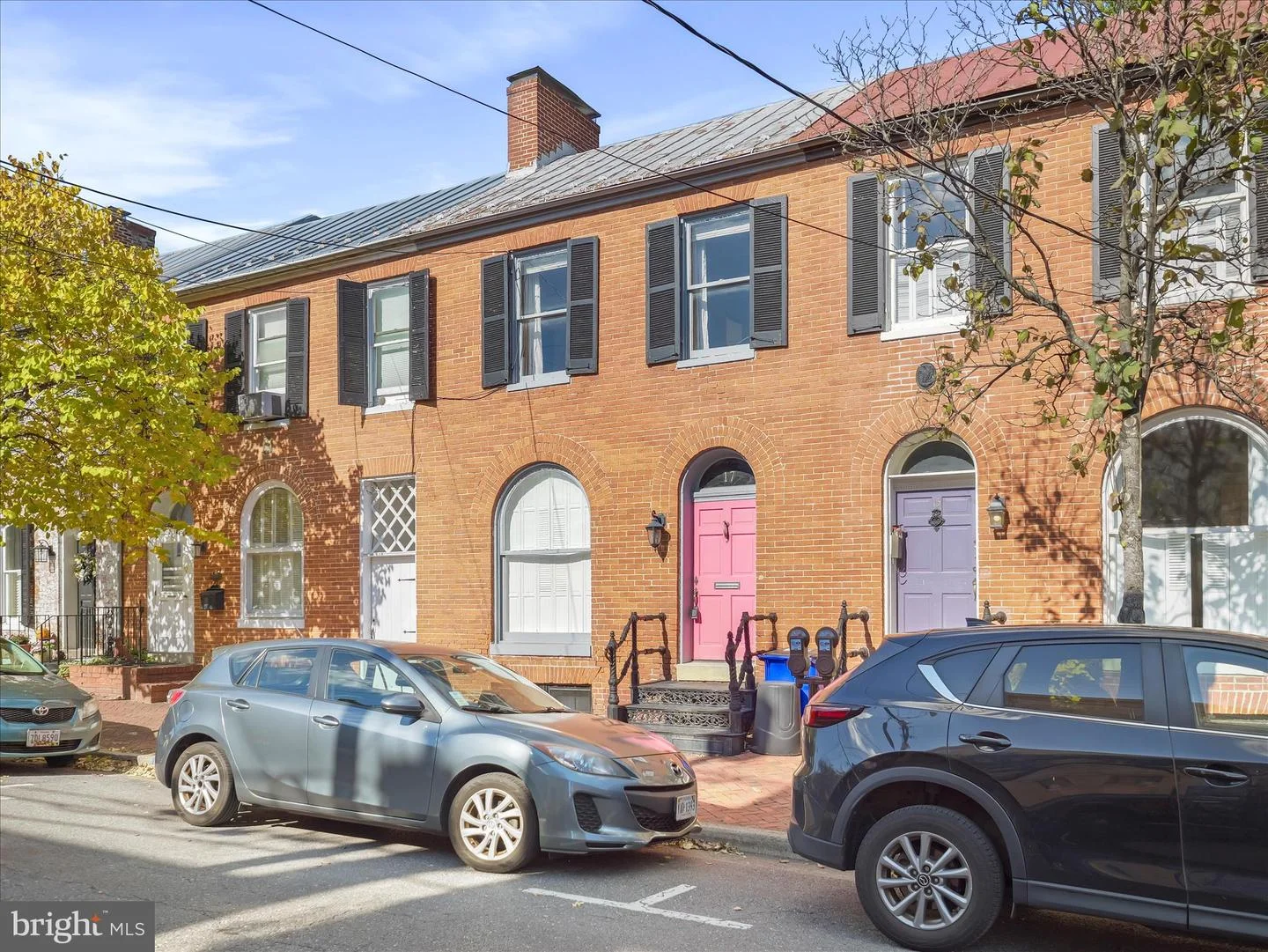 17 W 3rd Street