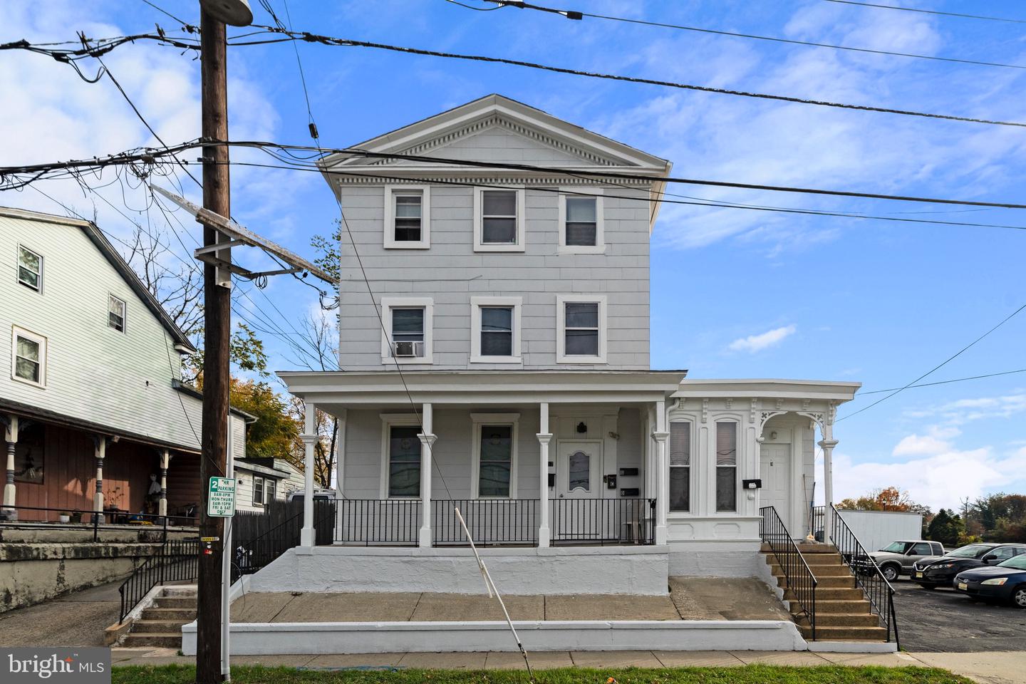Listing image 4