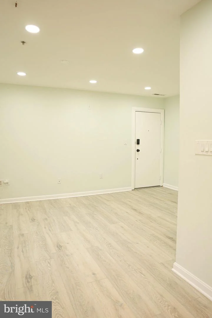 4124 Ames Street NE Unit 13