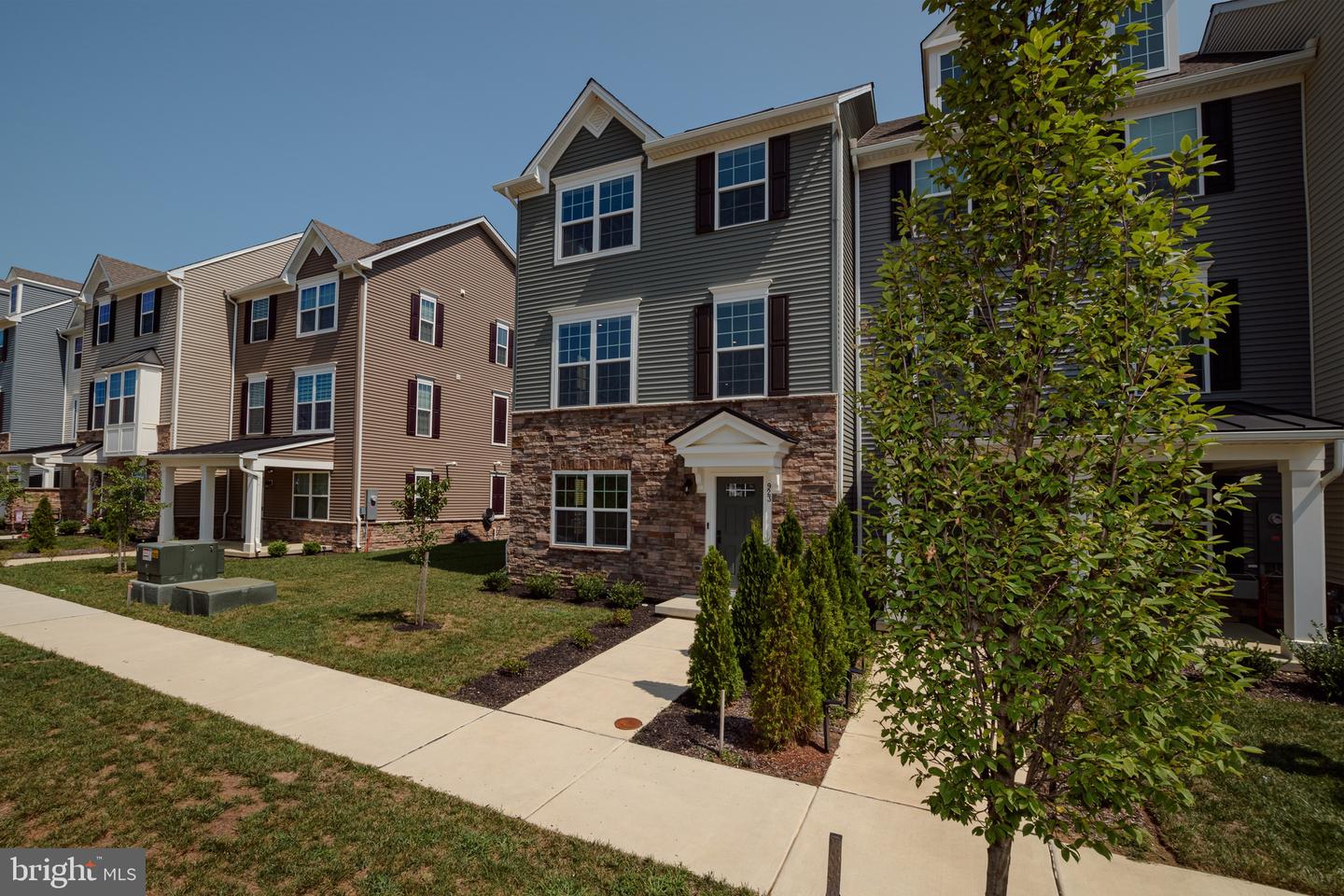 View Middletown, DE 19709 townhome