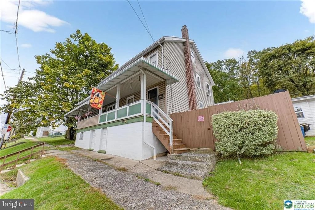 260 E Abbott Street, Lansford, PA, 18232