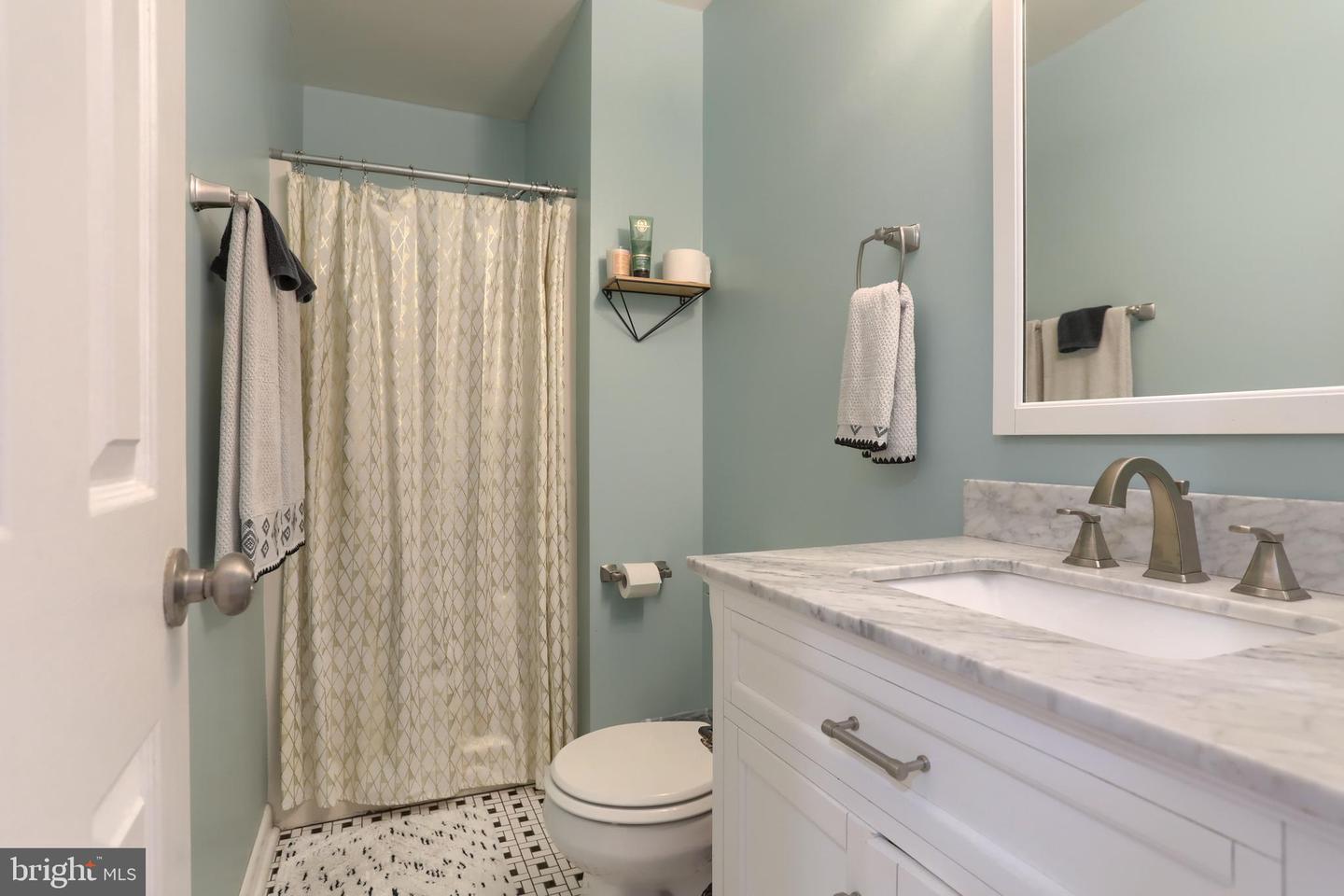 Photo 16 of 26 of 106 Forest Cir townhome