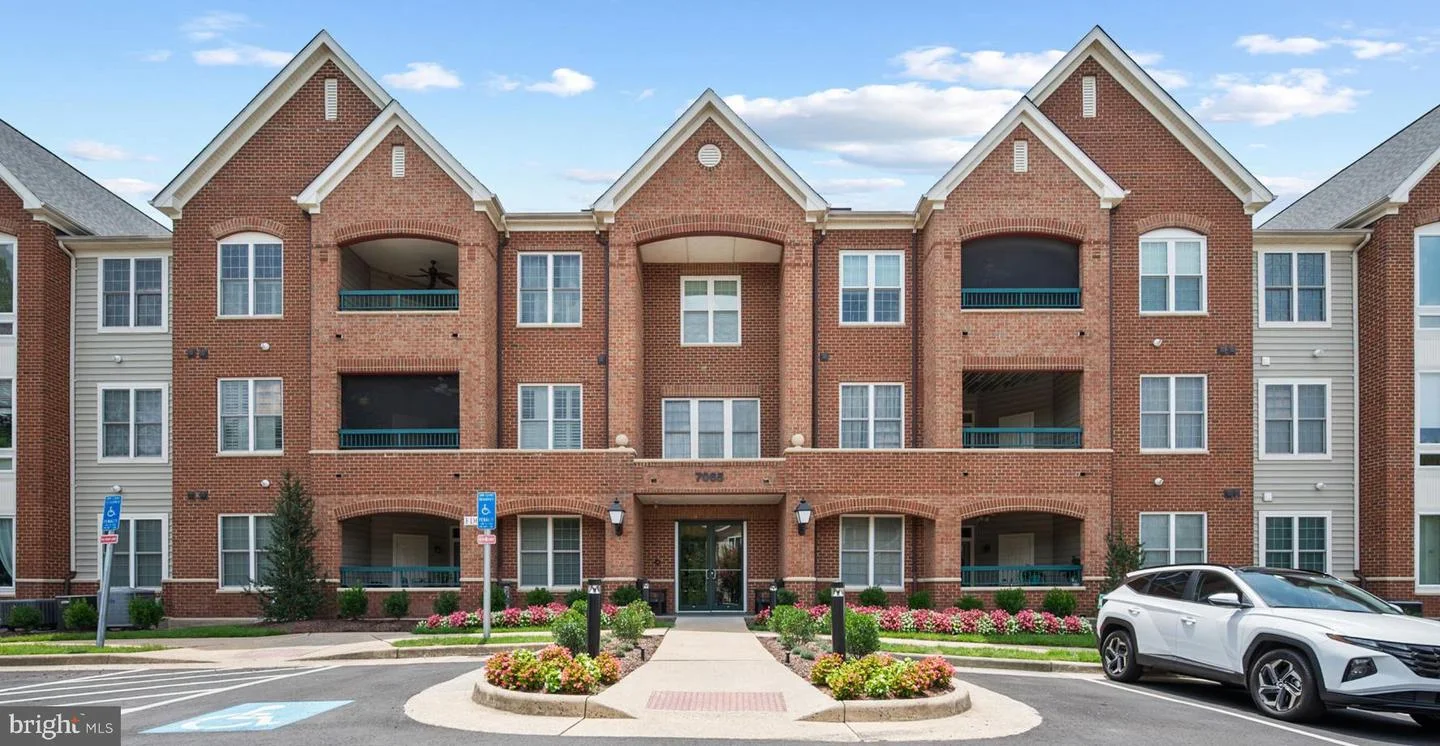 7065 Heritage Hunt Drive Unit 108